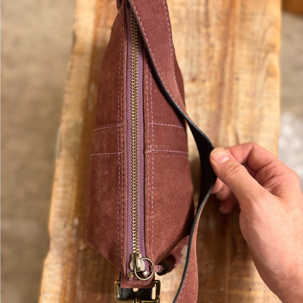 RARE Vintage Coach Hamptons 7470 Burgundy Suede Demi Baguette Hobo Bag Y2K - Picture 7 of 15